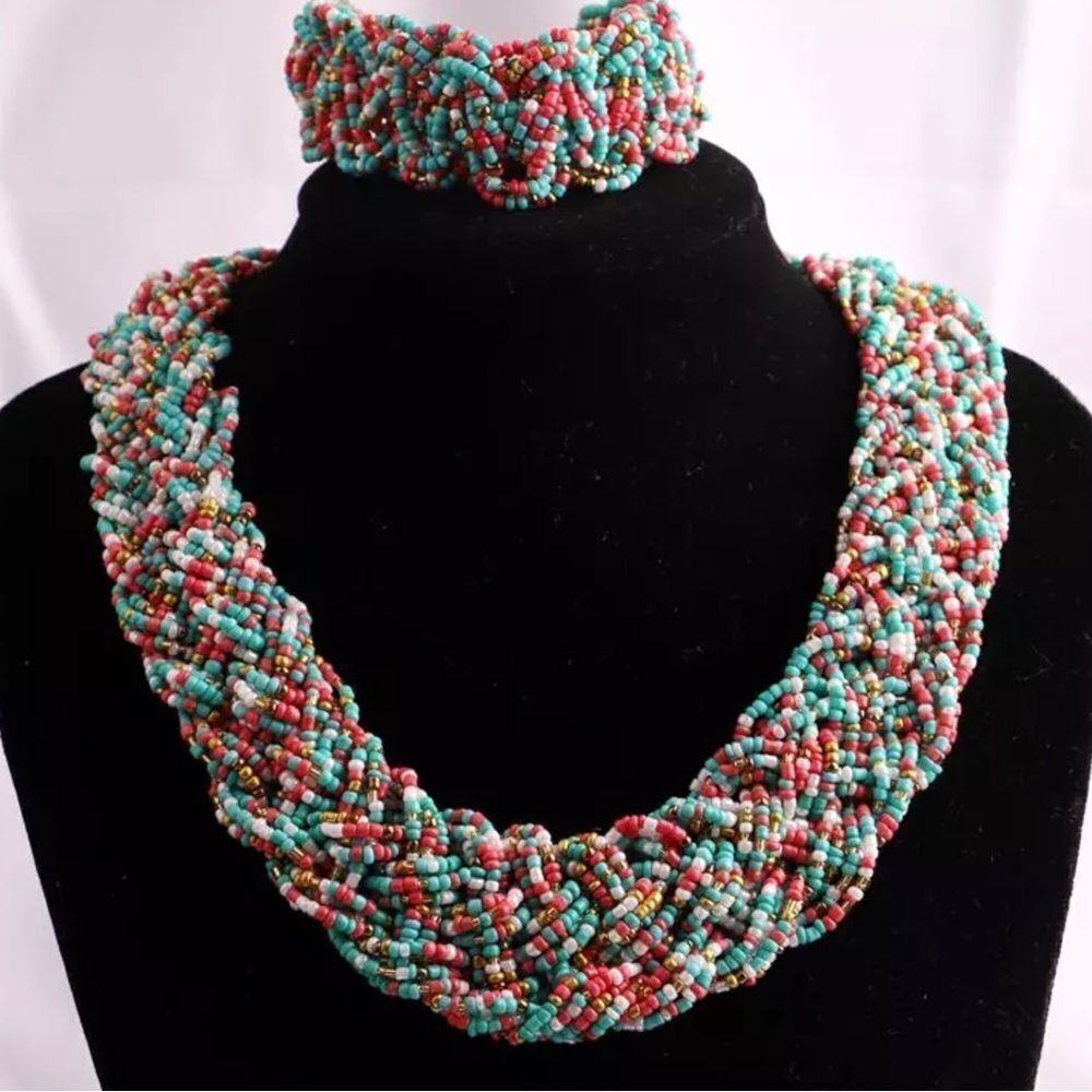 BOHEMIAN BEADED NECKLACE AND BRACELET‎